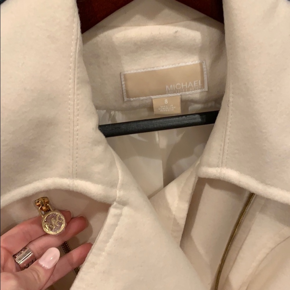 Coat - Picture 2 of 7